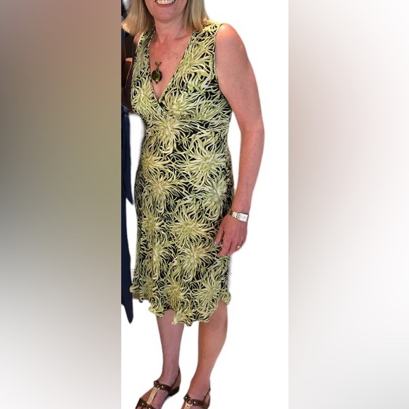 Nicole Miller Knee Length Dress - Picture 1 of 10